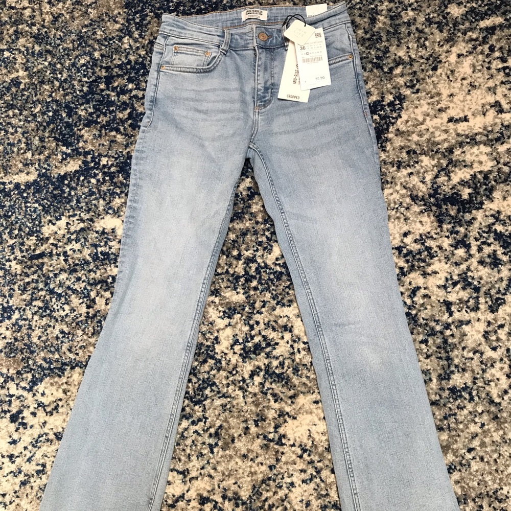 ZARA CROPPED JEANS SIZE 36 (4)